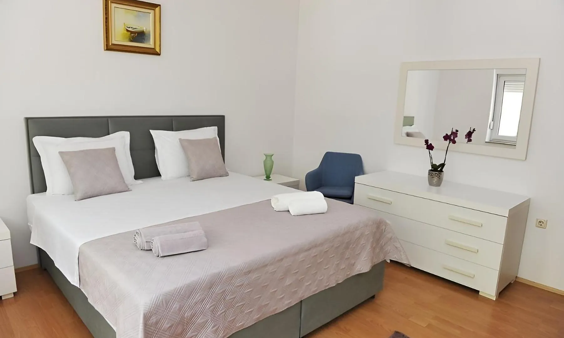 Apartment Botanic location
